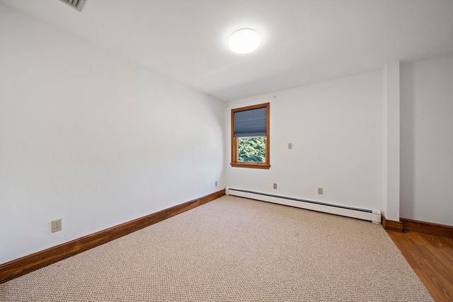 76 Shawmut St, Quincy, MA 02169