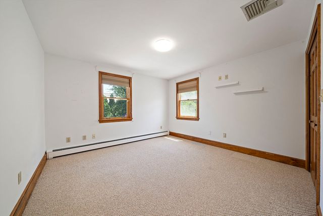 76 Shawmut St, Quincy, MA 02169