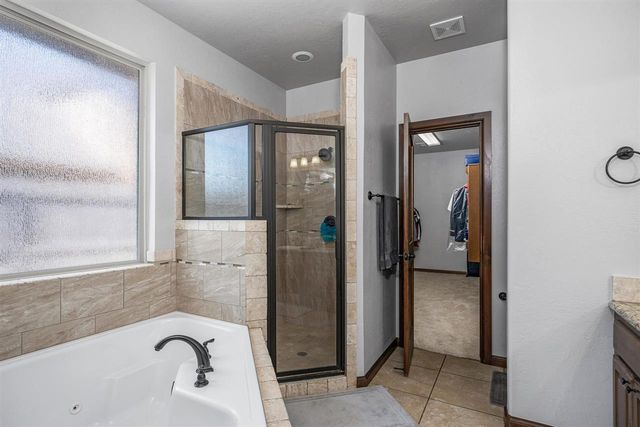 616 NW Brookehaven Pathway, Lawton, OK 73505