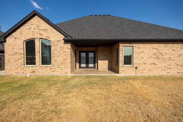 616 NW Brookehaven Pathway, Lawton, OK 73505