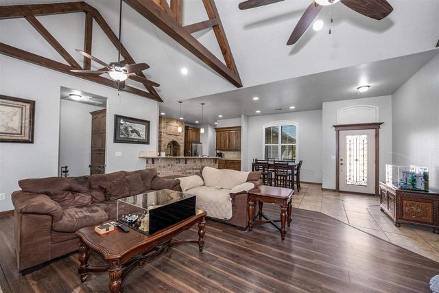 616 NW Brookehaven Pathway, Lawton, OK 73505