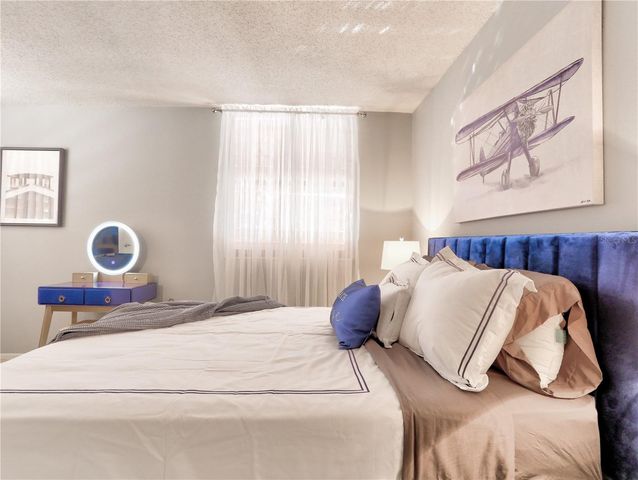 133 WILD PALM DRIVE 133, Bradenton, FL 34210