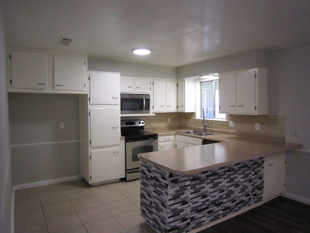 1610 Toplea Drive, Euless, TX 76040