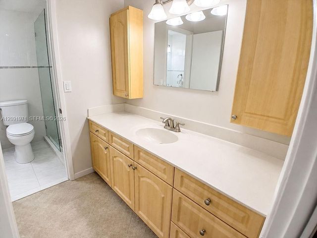 11233 SW 88th Street 202-E, Miami, FL 33176