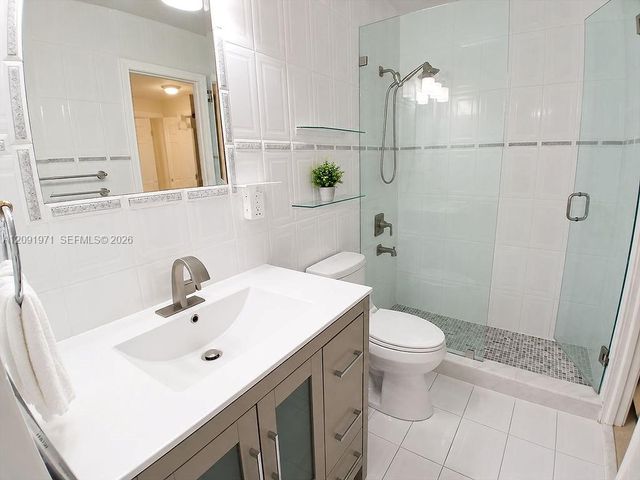 11233 SW 88th Street 202-E, Miami, FL 33176