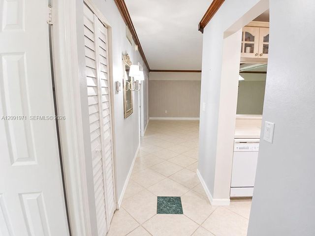 11233 SW 88th Street 202-E, Miami, FL 33176