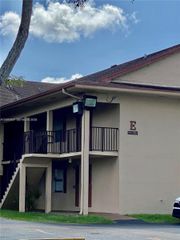 11233 SW 88th Street 202-E, Miami, FL 33176