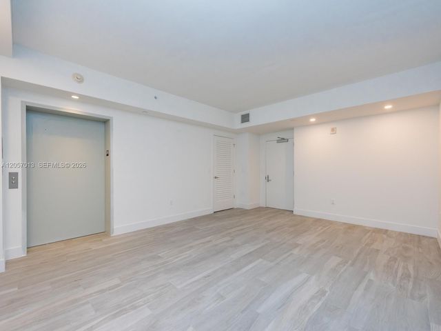 1010 Brickell Avenue 3701, Miami, FL 33131