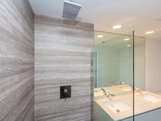 1010 Brickell Avenue 3701, Miami, FL 33131