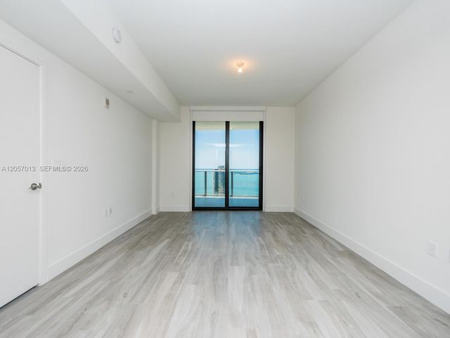 1010 Brickell Avenue 3701, Miami, FL 33131