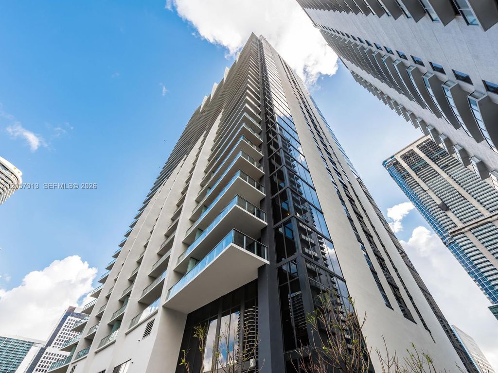 1010 Brickell Avenue 3701, Miami, FL 33131