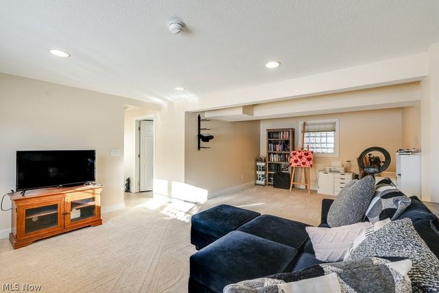 6753 Lake Cable Avenue NW, Lehigh Twp, OH 44720