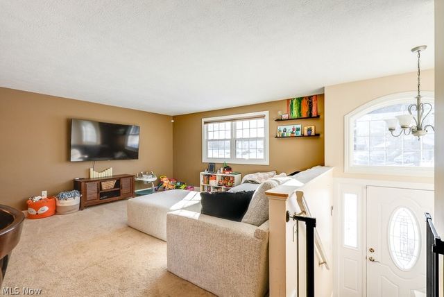 6753 Lake Cable Avenue NW, Lehigh Twp, OH 44720