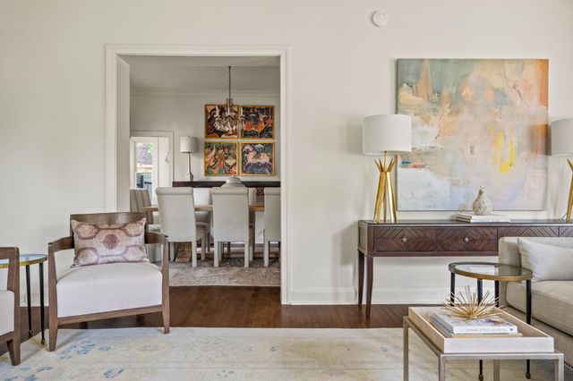 106 Laurel LN, Austin, TX 78705