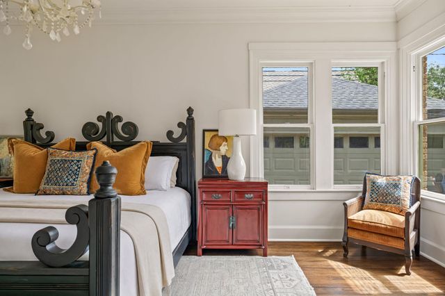 106 Laurel LN, Austin, TX 78705