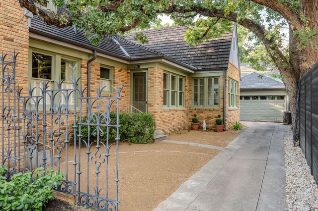 106 Laurel LN, Austin, TX 78705