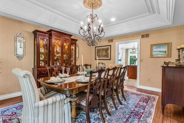 2 Falcon Ridge Circle, Holmdel, NJ 07733