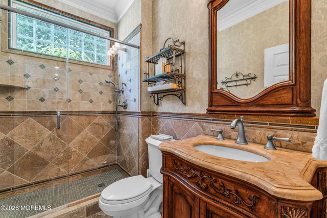 2 Falcon Ridge Circle, Holmdel, NJ 07733