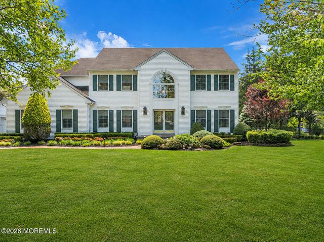 2 Falcon Ridge Circle, Holmdel, NJ 07733