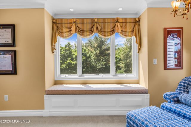 2 Falcon Ridge Circle, Holmdel, NJ 07733