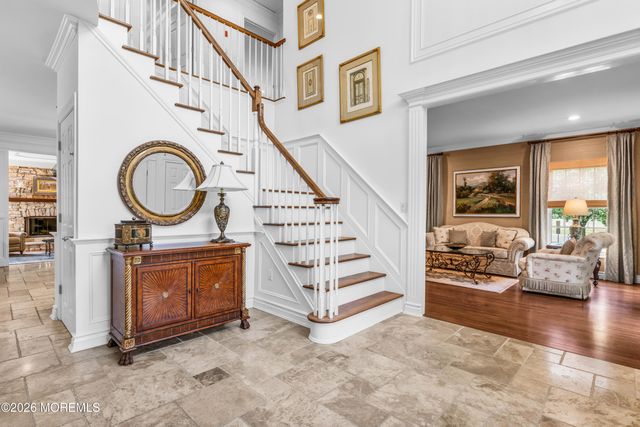 2 Falcon Ridge Circle, Holmdel, NJ 07733