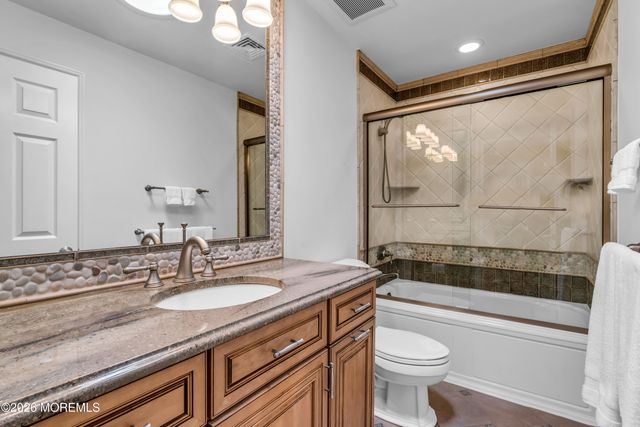 2 Falcon Ridge Circle, Holmdel, NJ 07733