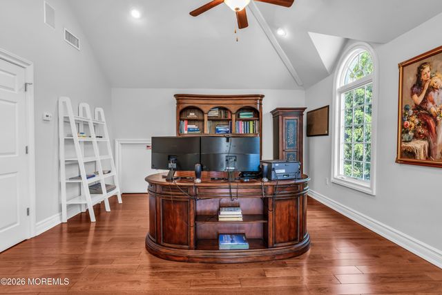 2 Falcon Ridge Circle, Holmdel, NJ 07733