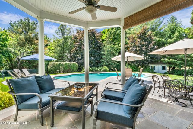 2 Falcon Ridge Circle, Holmdel, NJ 07733