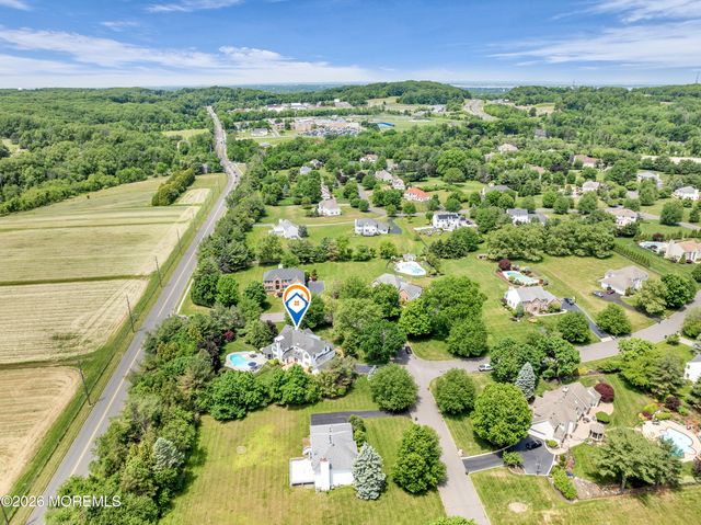 2 Falcon Ridge Circle, Holmdel, NJ 07733