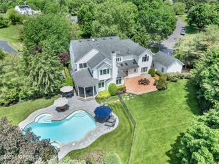 2 Falcon Ridge Circle, Holmdel, NJ 07733