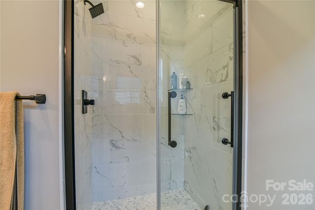 310 Portmanvilla Road, Black Mountain, NC 28711