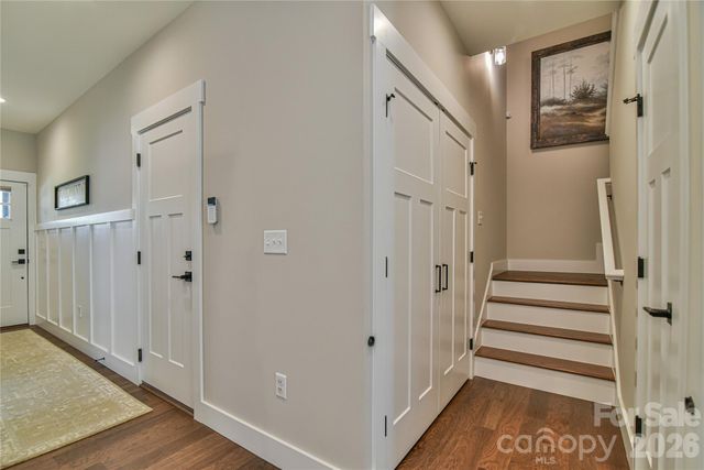 310 Portmanvilla Road, Black Mountain, NC 28711