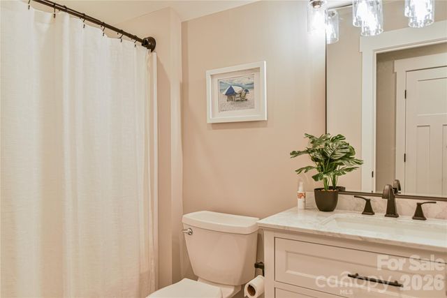 310 Portmanvilla Road, Black Mountain, NC 28711