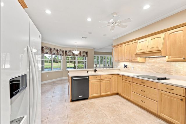 3608 TWIN LAKES Terrace, Fort Pierce, FL 34951