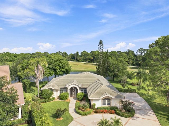 3608 TWIN LAKES Terrace, Fort Pierce, FL 34951