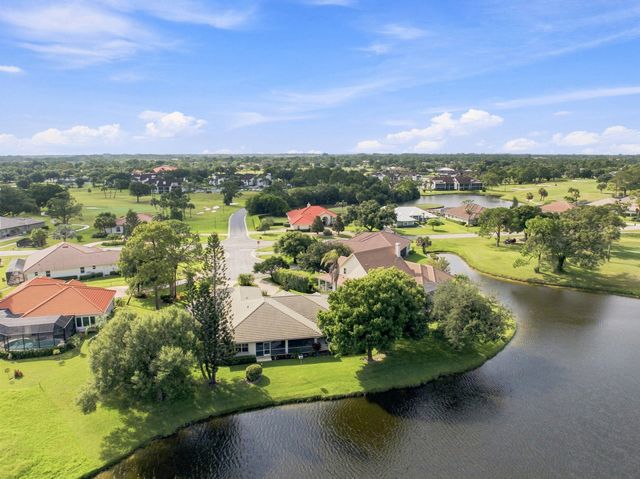 3608 TWIN LAKES Terrace, Fort Pierce, FL 34951