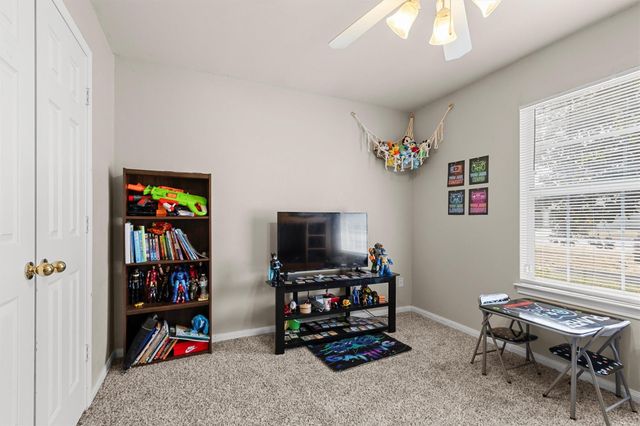 217 Kellyn Court, Conroe, TX 77306