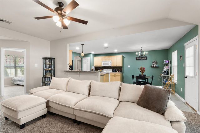 217 Kellyn Court, Conroe, TX 77306
