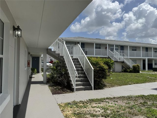 1400 EUDORA ROAD D36, Mount Dora, FL 32757