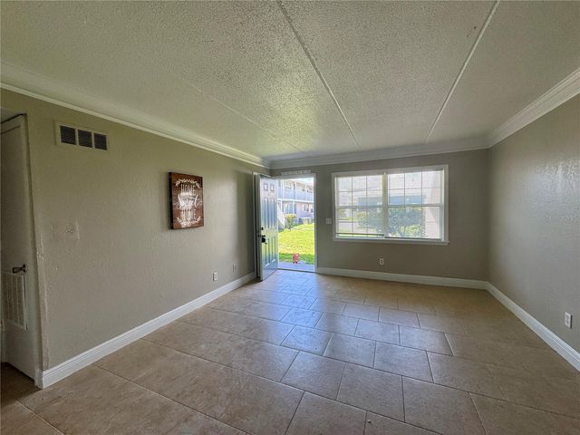 1400 EUDORA ROAD D36, Mount Dora, FL 32757