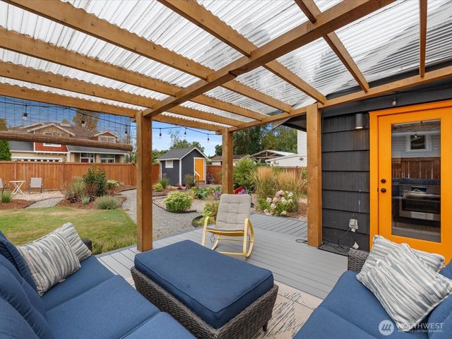 7559 19th Avenue SW, Seattle, WA 98106