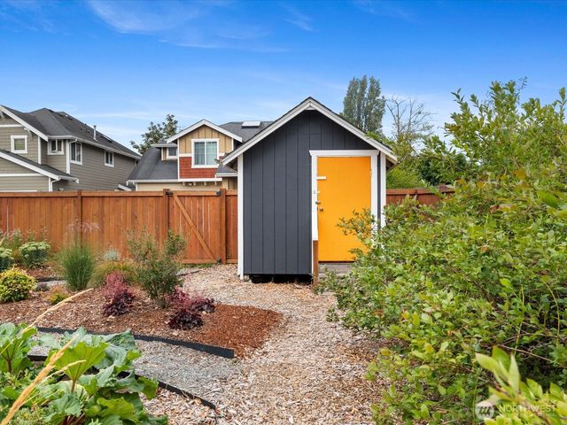 7559 19th Avenue SW, Seattle, WA 98106