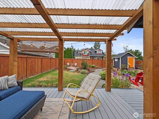 7559 19th Avenue SW, Seattle, WA 98106