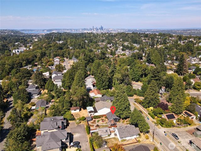 7559 19th Avenue SW, Seattle, WA 98106