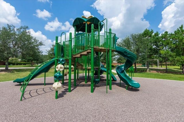 23510 Virginia Pine Drive, Tomball, TX 77375