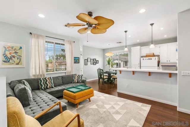9607 W Canyon Ter 1, San Diego, CA 92123