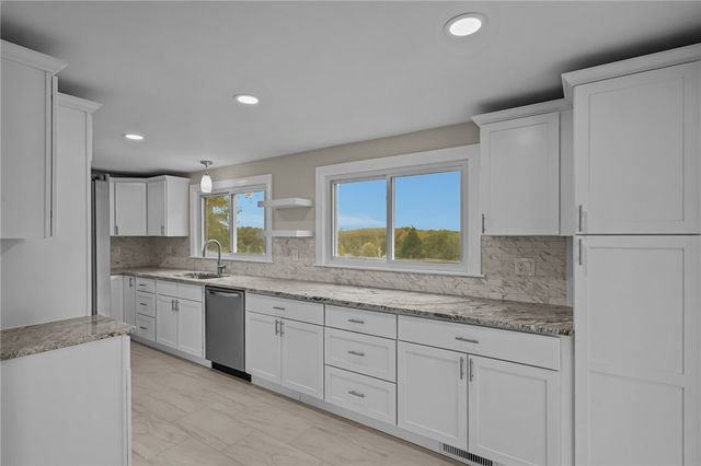 282 Seven Mile Road, Scituate, RI 02831