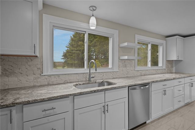 282 Seven Mile Road, Scituate, RI 02831