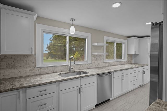 282 Seven Mile Road, Scituate, RI 02831