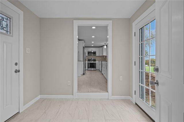 282 Seven Mile Road, Scituate, RI 02831